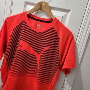 Puma shirt fitness wear size medium